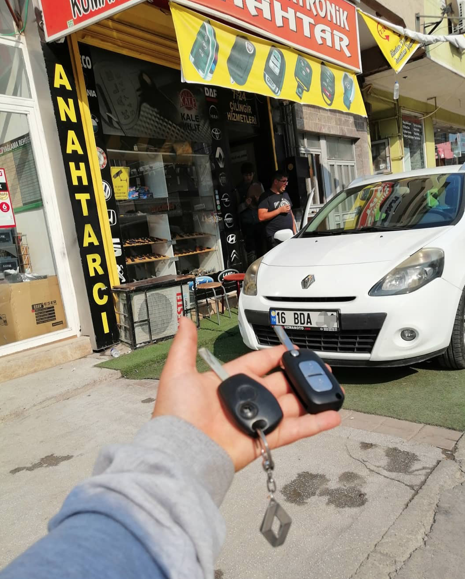 Renault Clio 3 Anahtar Kopyalama Yedek Anahtar